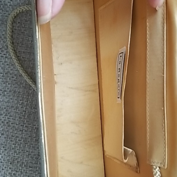 Purse - Picture 4 of 6